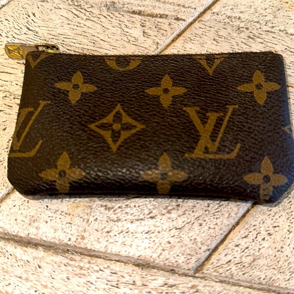 Louis Vuitton Handbags - Louis Vuitton Monogram Key Cles Pouchette Wallet Pouch VINTAGE  Canvas Authentic